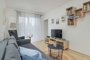 Cosy Apartment in Dzwirzyno by Renters