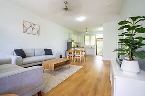 Nightcliff Retreat Stylish 2BR Apt Near Foreshore