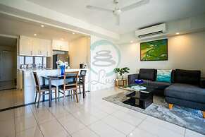 Zen Ocean Pebble 1-br 1-ba Sea View Retreat