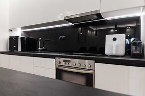 Kallithea Modern Living w Designer Touch