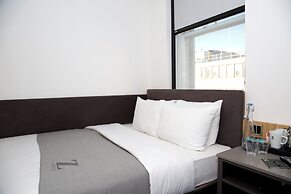 The Z Hotel City
