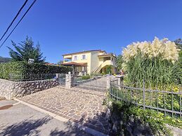 House Vertel
