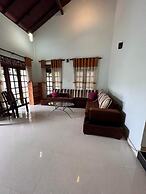Impeccable 3-bed House in Unawatuna, Galle
