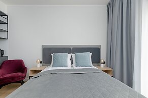 Modern Studio in the Centre by Renters