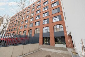 Modern Studio in the Centre by Renters