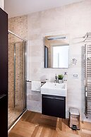 Luxury Lake Front Catullo A2 by Wonderful Italy