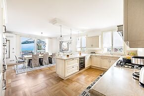 Luxury Lake Front Catullo A2 by Wonderful Italy