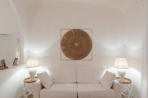 Vatican home for seven people