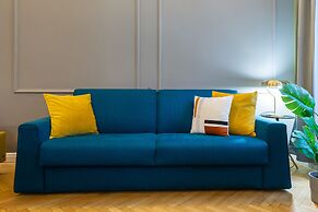 Budapest Holidays Courtyard