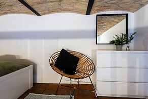 Budapest Holidays Courtyard