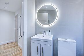 Hybrid Resi - Uxbridge