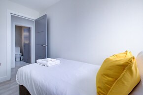 Hybrid Resi - Uxbridge