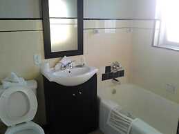 STERLING GARDENS HOTEL