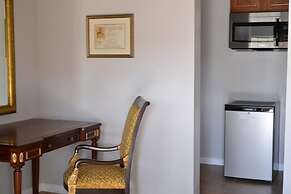 STERLING GARDENS HOTEL