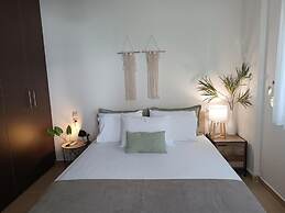 Amare Luxury Living Volos