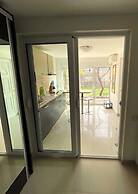 Family House with pool & sea view