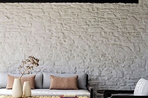 Odera, Tinos, Autograph Collection