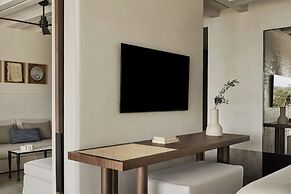 Odera, Tinos, Autograph Collection