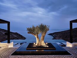 Odera, Tinos, Autograph Collection