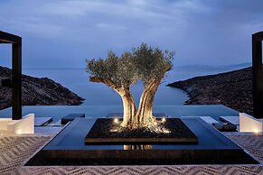 Odera, Tinos, Autograph Collection