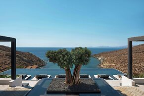 Odera, Tinos, Autograph Collection