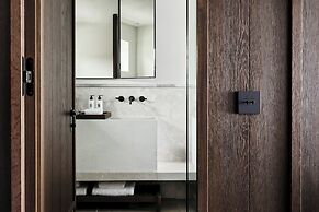 Odera, Tinos, Autograph Collection