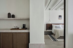 Odera, Tinos, Autograph Collection