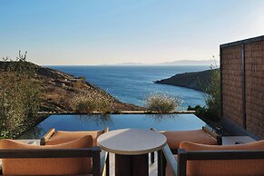 Odera, Tinos, Autograph Collection