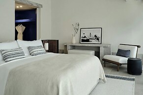 Odera, Tinos, Autograph Collection