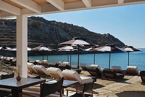 Odera, Tinos, Autograph Collection