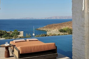 Odera, Tinos, Autograph Collection