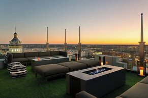 Moxy Columbia Downtown