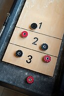 Moxy Columbia Downtown