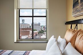 Moxy Springfield Downtown