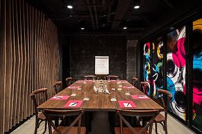 Moxy Springfield Downtown