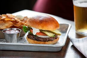 Moxy Springfield Downtown