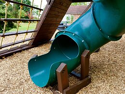 Deluxe 1 Bed Versace Hottub Skytv