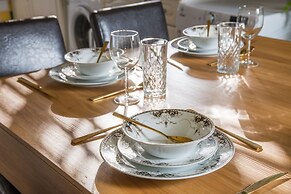 Charming 1-bed House in London