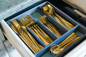 Charming 1-bed House in London