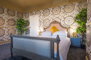 Charming 1-bed House in London