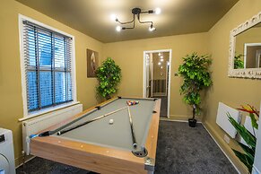 Charming 1-bed House in London