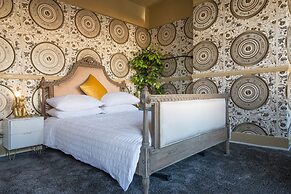 Charming 1-bed House in London