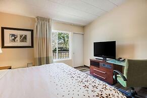 Fairmount Inn & Suites -Stroudsburg