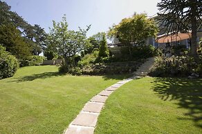 Bourne Hall Country Hotel