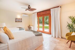 Amazing Villa w Pool Maid BBQ at Green Village A