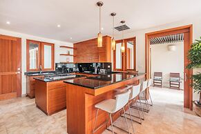 Amazing Villa w Pool Maid BBQ at Green Village A