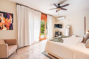 Amazing Villa w Pool Maid BBQ at Green Village A