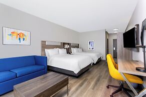 Holiday Inn Express & Suites Macclenny by IHG