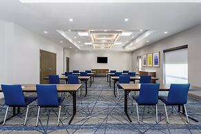 Holiday Inn Express & Suites Macclenny by IHG