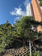 Apartamento perto de tudo em condomínio